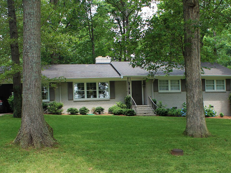 1st image of 405 Leyswood Dr