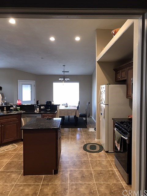 2nd image of 14796 Mesa St