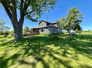 N2546 Oaklane Rd, Brownsville, WI 53006