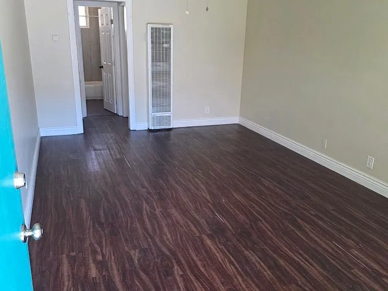 925 Enterprise — Photo 31
