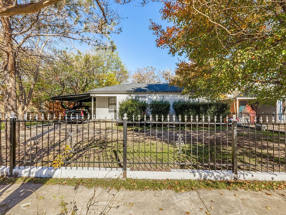 1st image of 8741 Woodcastle Dr
