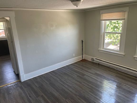 4th image of 3420 Oxford St APT 6