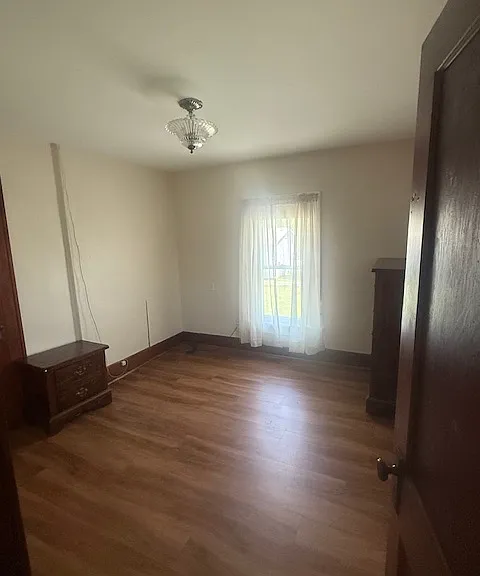 105 N Logan St — Photo 7