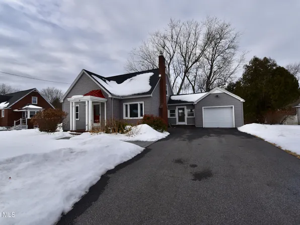 29 Washington Avenue, Mechanicville, NY 12118