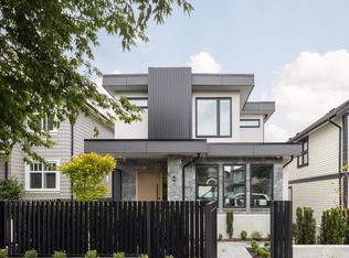 4413 Oxford St, Burnaby, BC V5C1E6