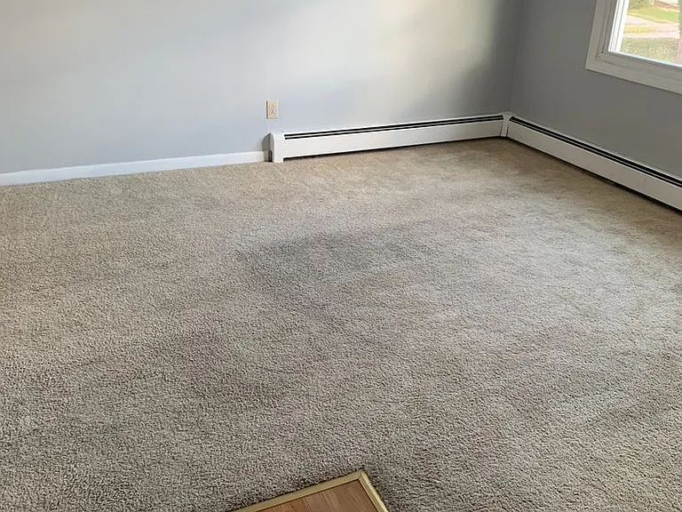 Angle-Tyler Apartments — Photo 5
