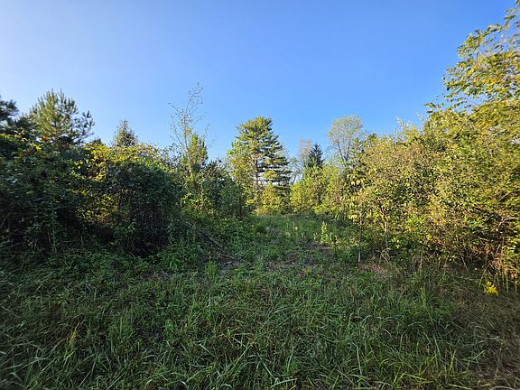 2nd image of 4 Rock Ave
