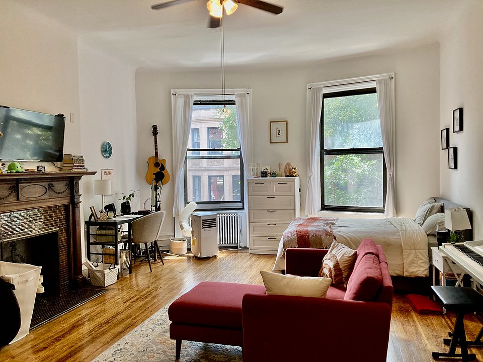 1st image of 251 W 101st St #3A