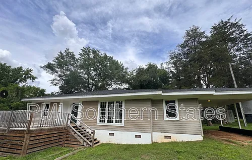 110 Stone Creek Dr Photo 1