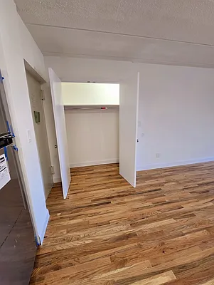 Rented by Metro Park Realty Inc | media 15