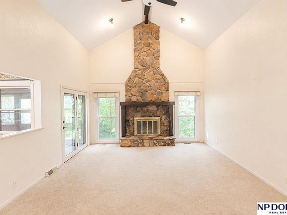 5th image of 14909 Martha Cir