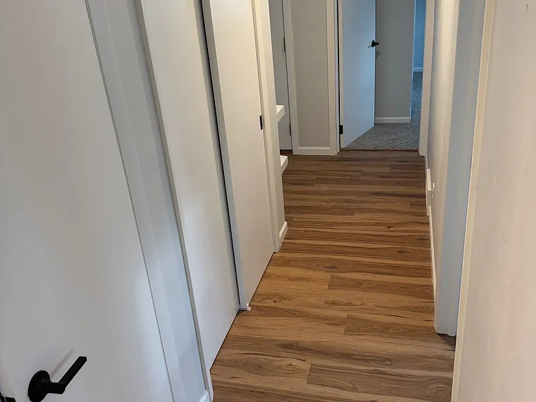 102 Lynn Dr — Photo 8