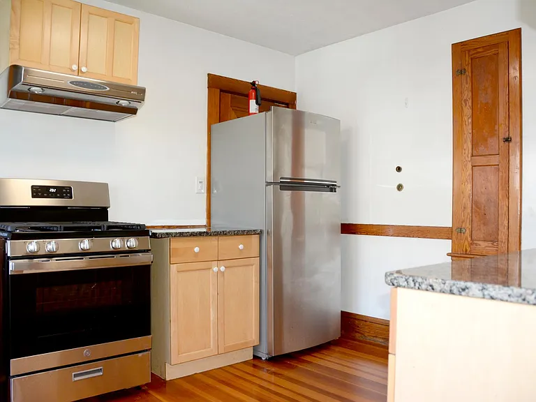 Kitchen (A wall)