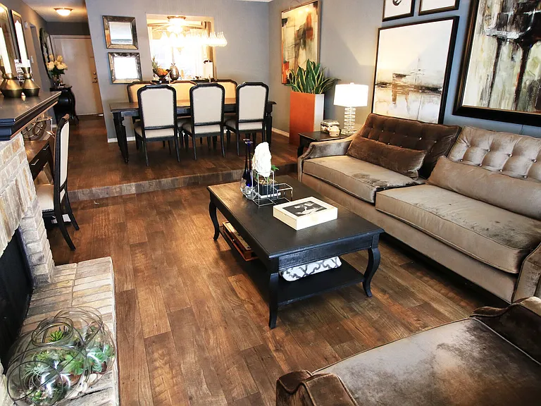 Preston Racquet Club Apartments — Photo 1