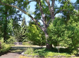 3006 Sullivan Rd, Sebastopol, CA 95472