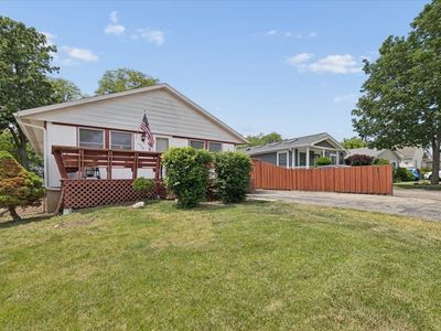 1518 Ridgeway St, Round Lake, IL, 60073