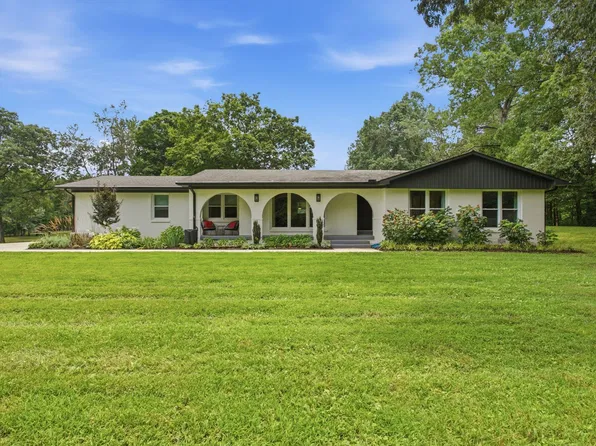1878 Trace Creek Rd, Hohenwald, TN 38462