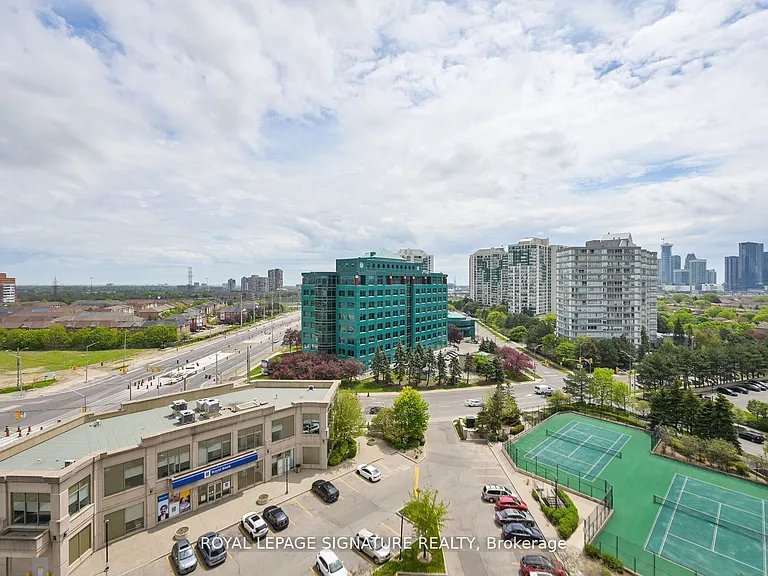 25 Kingsbridge Garden Cir #1126 — Photo 44
