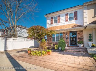 65 Annadale Rd, Staten Island, NY 10312