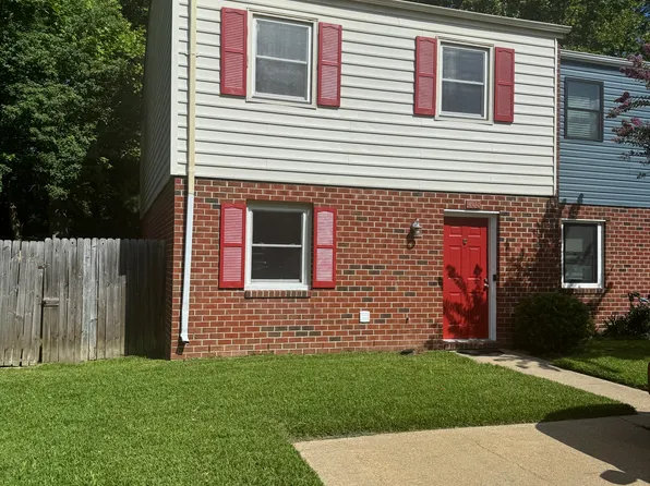 405 Longleaf Rd, Virginia Beach, VA 23454