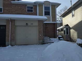 476 Glenmore St, Ottawa, ON K4A1X3