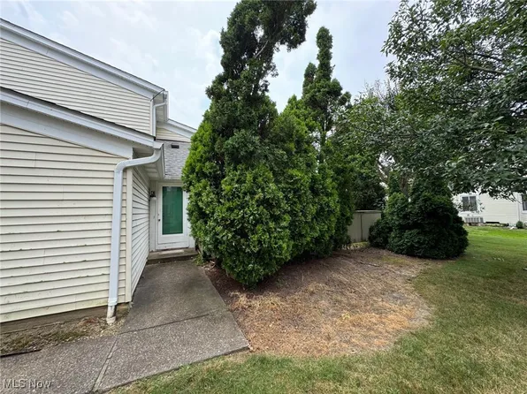 5436 Summerwood Ct APT C, Willoughby, OH 44094