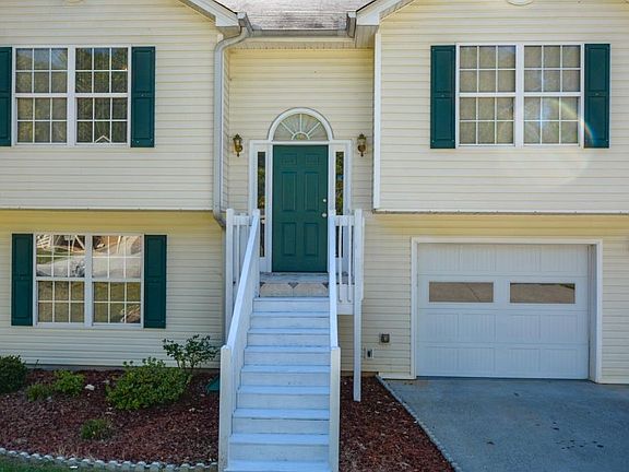 2nd image of 880 Ashland Park Way