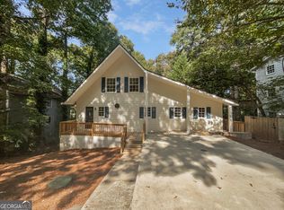 4405 Cary Dr, Snellville, GA