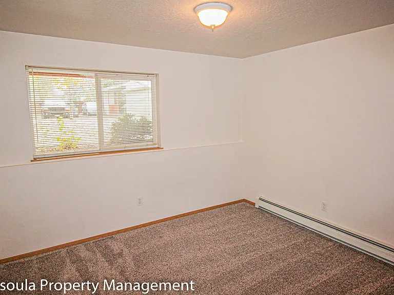 McDonald Ave Apts. — Photo 14