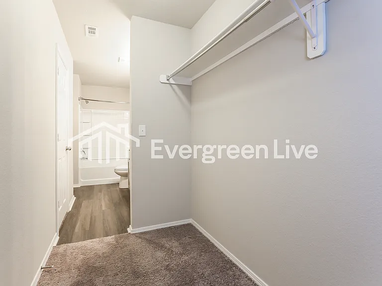10 Spring Ridge Ln — Photo 10