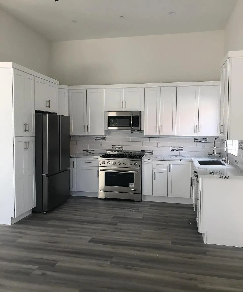 4 bed, 2.5 bath, 1930 sqft, $5,000 — Photo 1