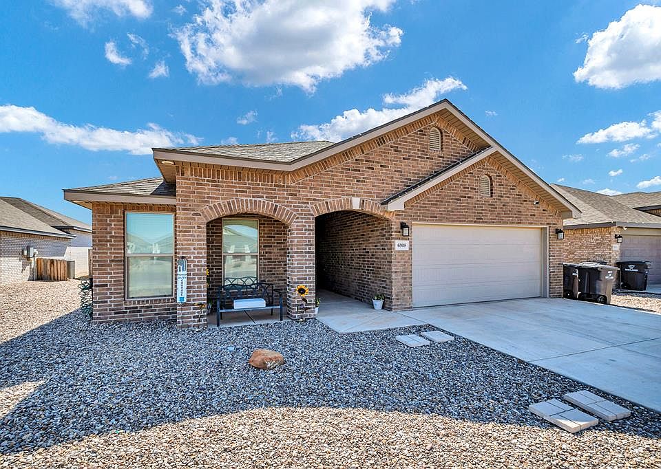 1st image of 6908 Lady Bird Ln
