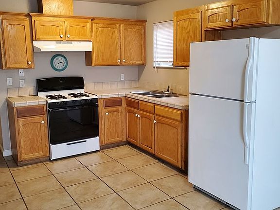 3rd image of 668 Anchor Ave APT D