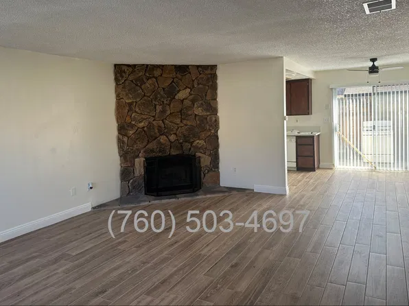 21000 Laguna Rd #1, Apple Valley, CA 92308