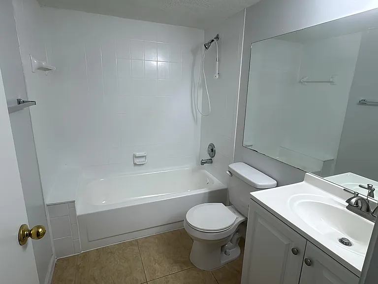 8203 Sun Spring Cir #52 — Photo 10