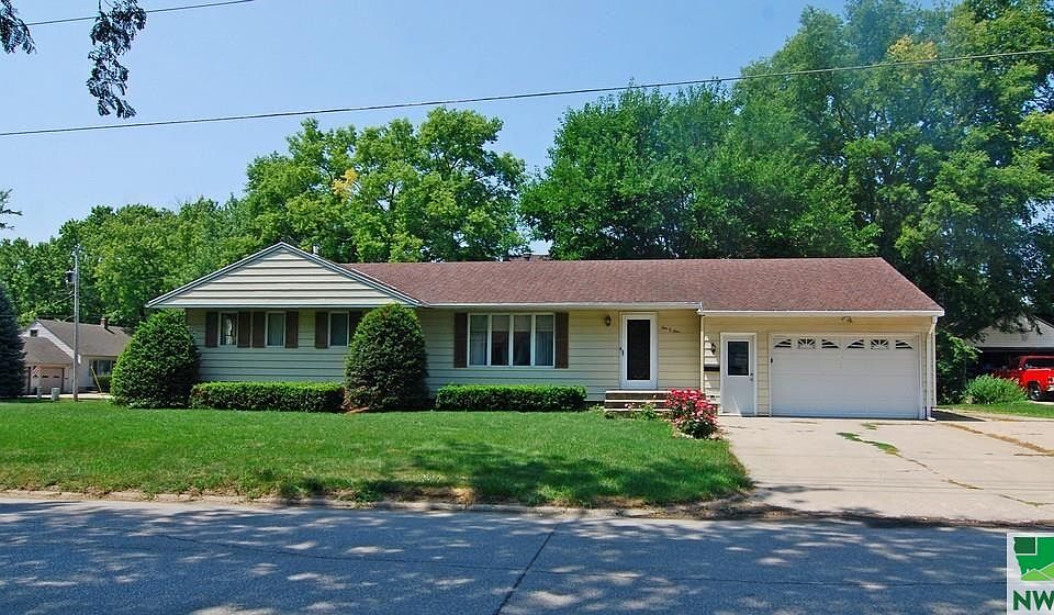 1st image of 904 Northwestern Dr