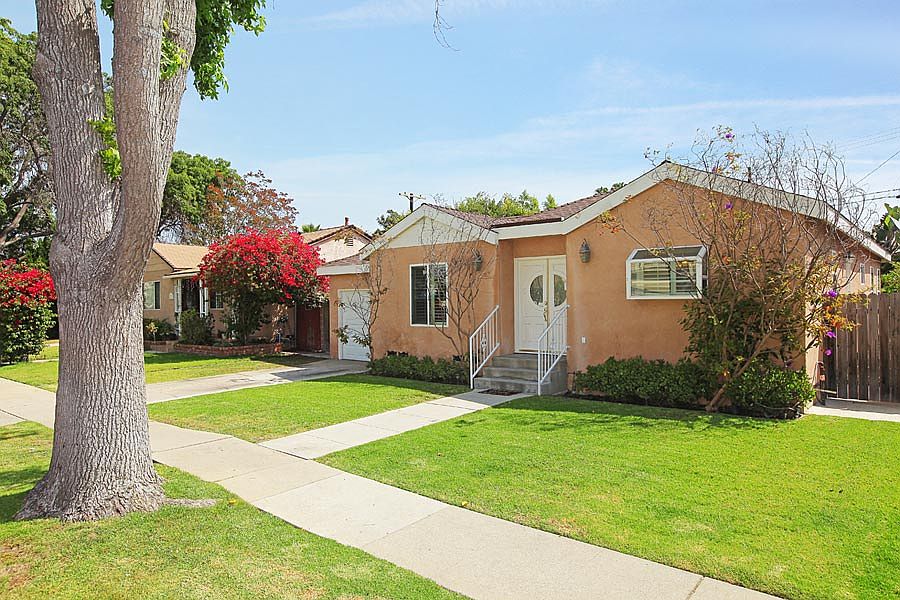 1st image of 2724 Armacost Ave