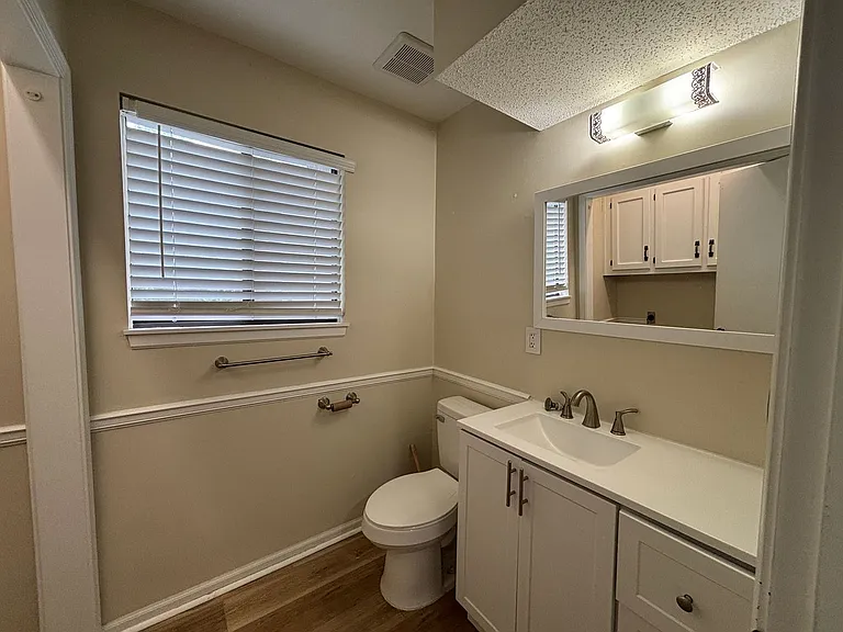 15045 Switzer Rd — Photo 14