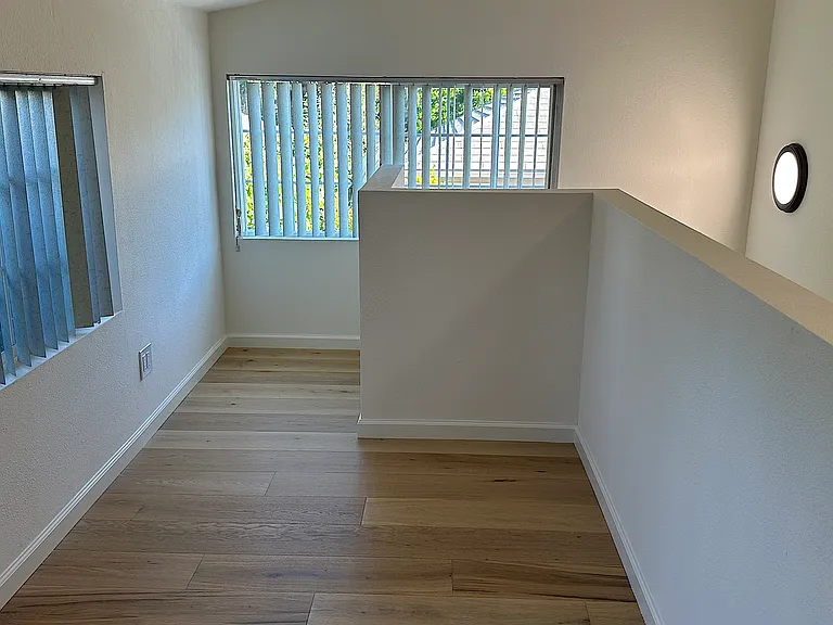 1609 Derby St #C — Photo 6