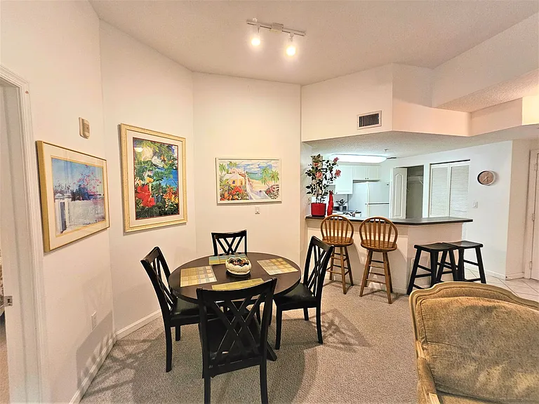 5050 Fairways Cir #E301 — Photo 10
