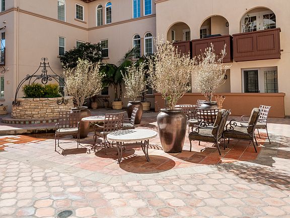 5th image of 5935 Playa Vista Dr APT 409
