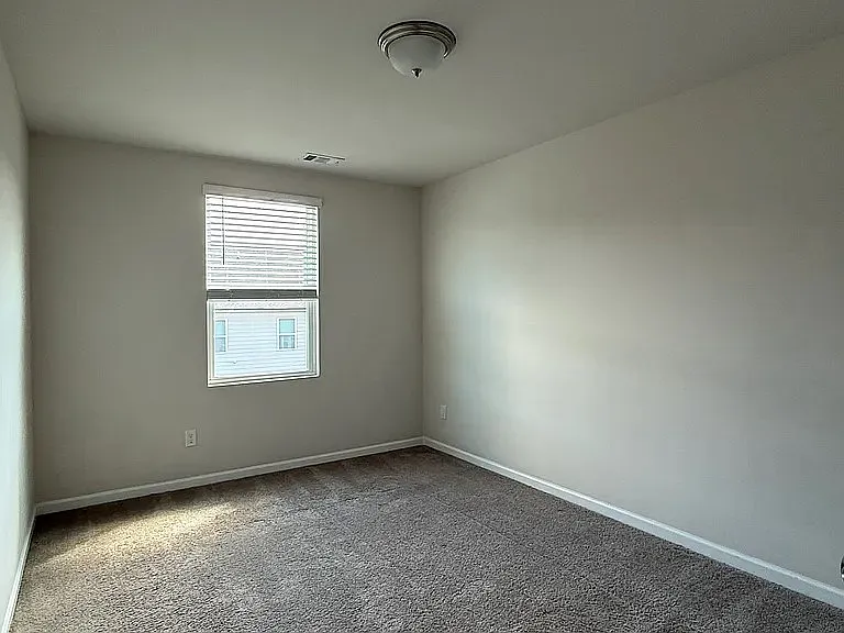 148 Fister Dr — Photo 19