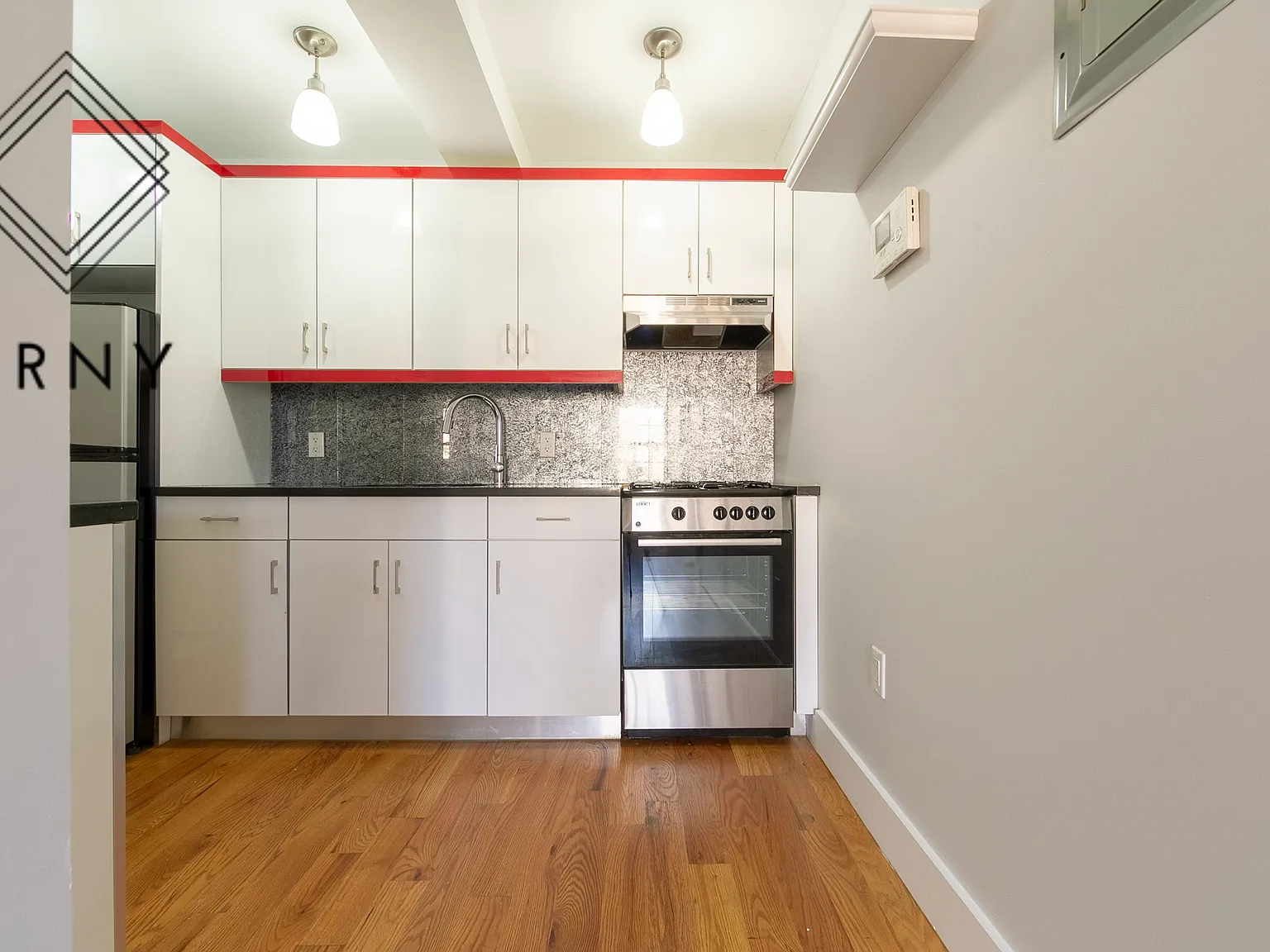 100 Starr Street — Photo 2