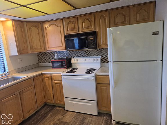 4th image of 8007 E 20th St