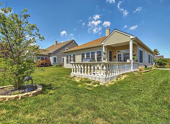 5th image of 24 Bradley Beach Way