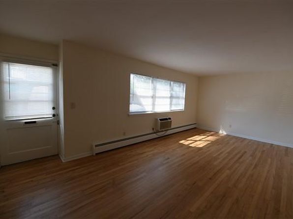 10 McKinley Ave APT 1
