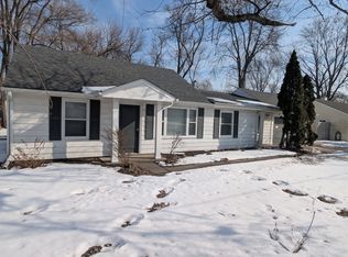 9060 N Sheldon Rd, Plymouth, MI 48170