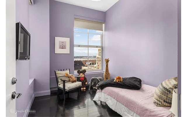 Sold by Douglas Elliman | media 14