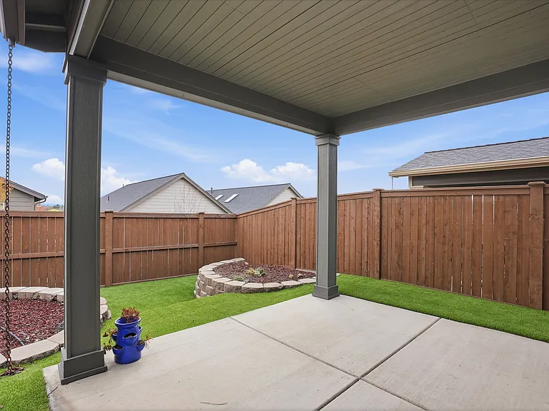 63148 NE Hadley Pl — Photo 30