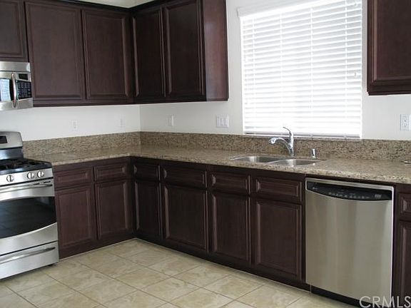 4th image of 12379 Overland Dr